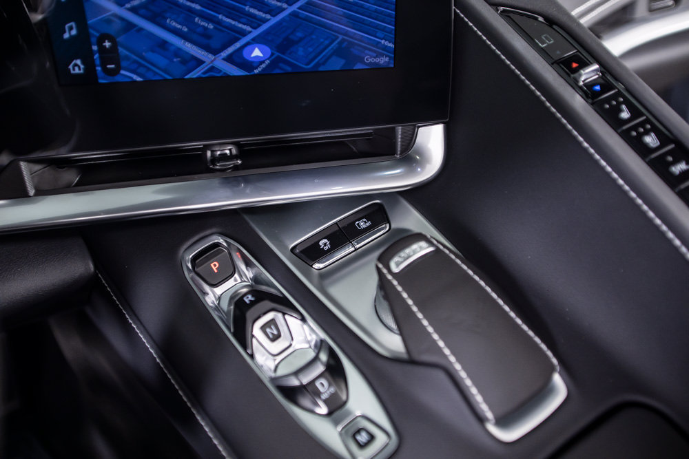 Used 2025 Chevrolet Corvette Stingray Preferred Conv w/ Z51 Performance Package RWD image 40