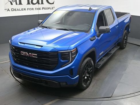 Used 2023 GMC Sierra 1500 Elevation AWD/4WD image 42