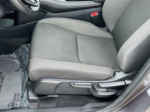 Used 2021 Honda HR-V Sport image 18
