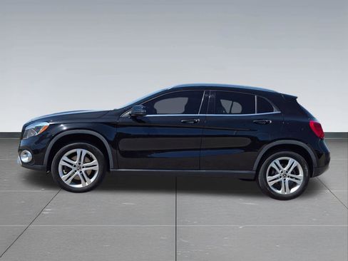 Used 2020 Mercedes-Benz GLA 250 4MATIC image 3