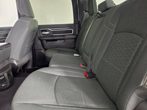 Used 2025 RAM 2500 Big Horn AWD/4WD image 39