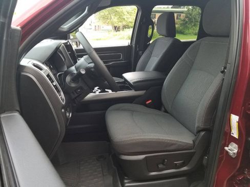 Certified 2024 RAM 2500 Big Horn w/ Night Edition AWD/4WD image 14