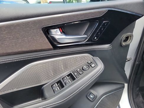 Used 2022 Acura MDX SH-AWD w/ Advance Package image 19