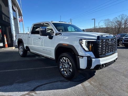 New 2026 GMC Sierra 2500 Denali Ultimate image 4