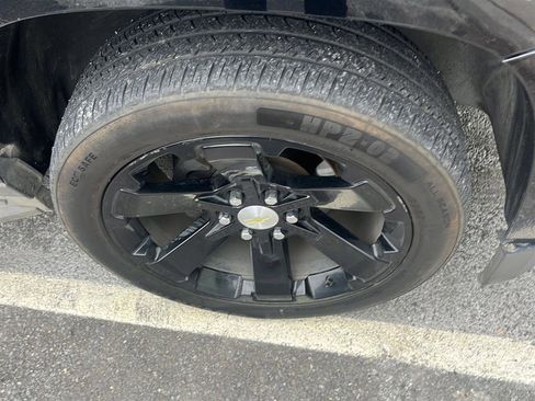 Used 2015 Chevrolet Tahoe LT image 8