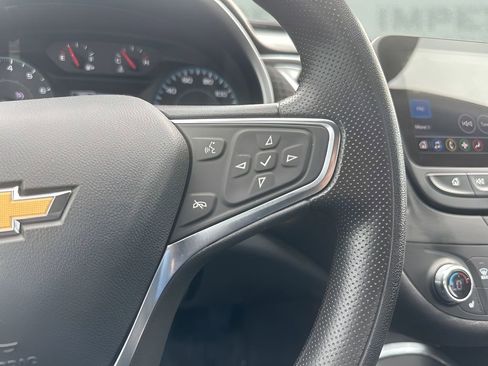 Used 2024 Chevrolet Malibu LT image 15