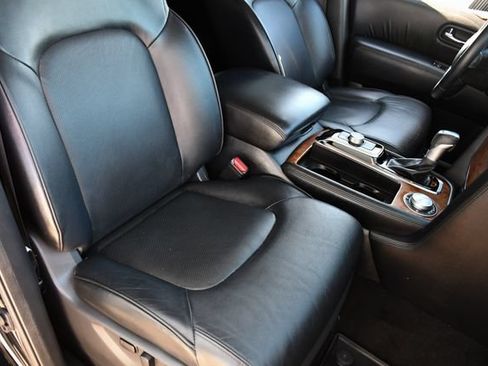 Used 2022 Nissan Armada SL w/ Captain's Chairs Package AWD/4WD image 31