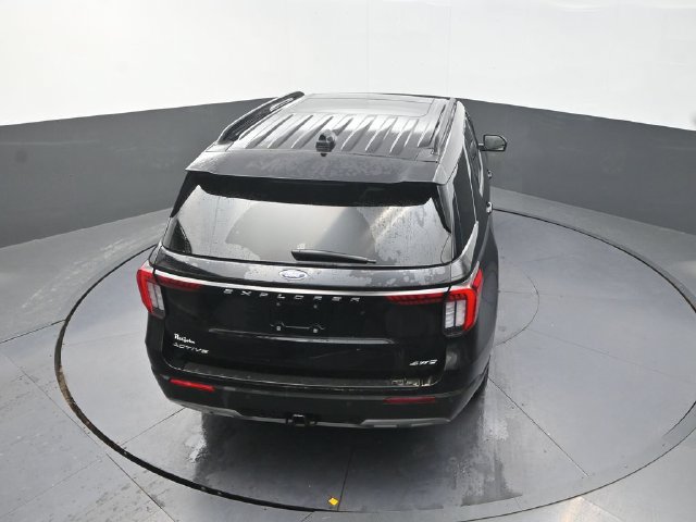 Used 2025 Ford Explorer Active w/ Active Comfort Package AWD/4WD image 28