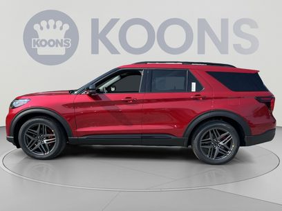 New 2026 Ford Explorer ST w/ Sun And Sound Package