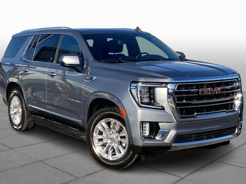 Used 2022 GMC Yukon SLT w/ SLT Premium Package image 3