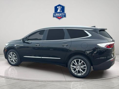 Used 2023 Buick Enclave Premium w/ Experience Buick Package FWD image 5