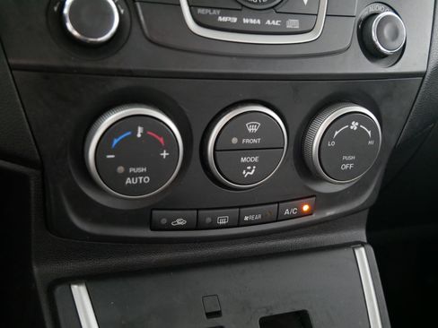 Used 2015 MAZDA MAZDA5 Sport image 23