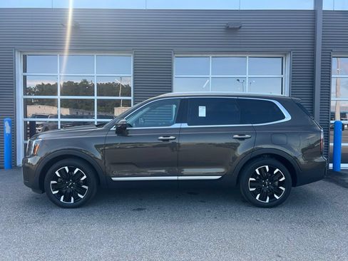 Used 2023 Kia Telluride SX FWD image 2