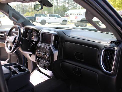 Used 2021 GMC Sierra 1500 SLE w/ X31 Off-Road Package image 25