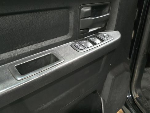 Used 2014 RAM 3500 Tradesman w/ Cold Weather Group image 9