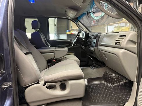 Used 2005 Ford F250 XLT AWD/4WD image 17