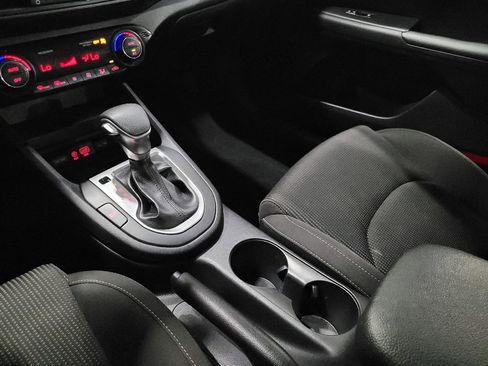 Used 2019 Kia Forte LXS FWD image 26