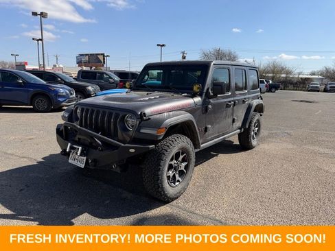 Used 2018 Jeep Wrangler Unlimited Rubicon w/ LED Lighting Group image 3