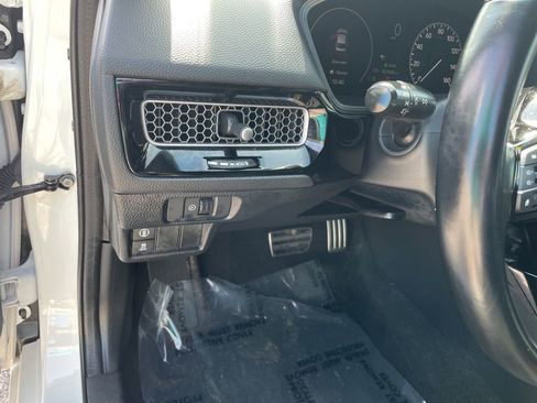 Used 2023 Honda Civic Sport image 9