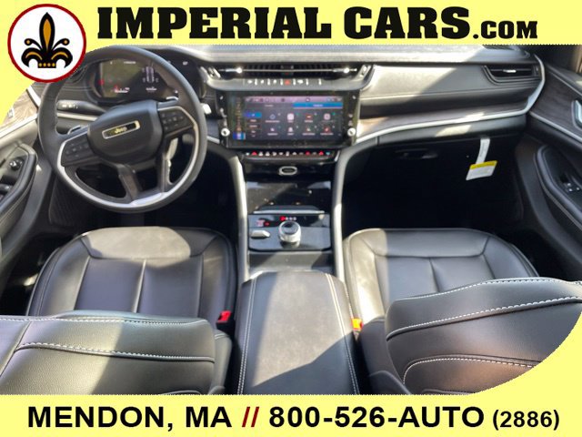 New 2026 Jeep Grand Cherokee Limited w/ Limited Altitude Package AWD/4WD image 19