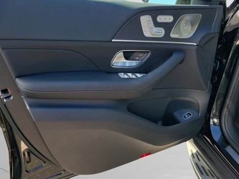 New 2026 Mercedes-Benz GLS 450 4MATIC image 23