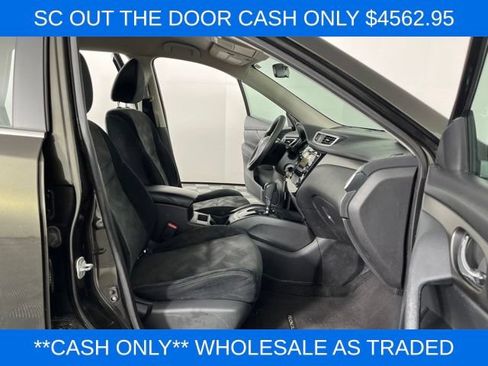 Used 2015 Nissan Rogue S FWD image 35