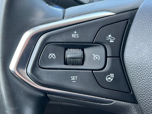 Certified 2024 Chevrolet Trax LT w/ Driver Confidence Package FWD image 21