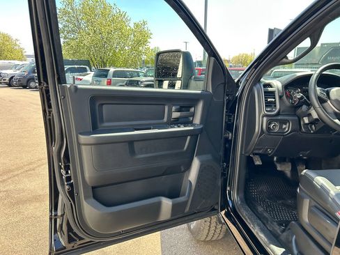 New 2024 RAM 2500 Tradesman w/ Snow Chief Group image 13