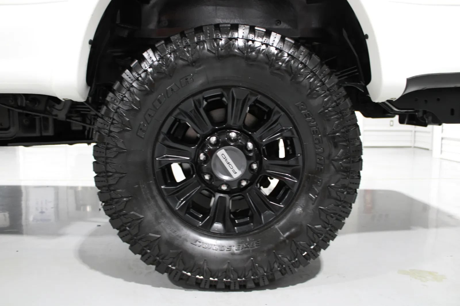 Used 2022 Ford F250 Lariat w/ Tremor Off-Road Package AWD/4WD image 43