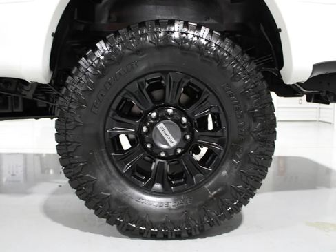 Used 2022 Ford F250 Lariat w/ Tremor Off-Road Package AWD/4WD image 43