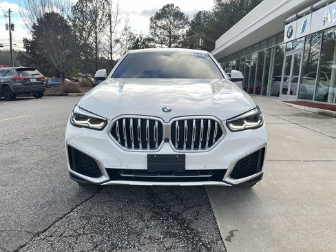 Used 2023 BMW X6 xDrive40i w/ Premium Package image 3