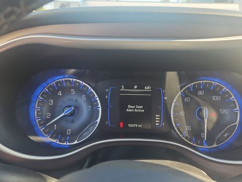 Used 2024 Chrysler Voyager LX FWD image 19