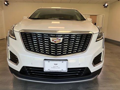 Certified 2023 Cadillac XT5 Premium Luxury AWD/4WD image 5