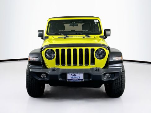 Used 2022 Jeep Wrangler Sport AWD/4WD image 2