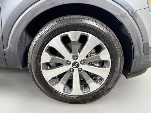 Used 2020 Kia Telluride S FWD image 32