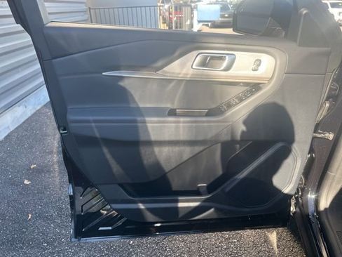 New 2026 Ford Explorer Active image 11