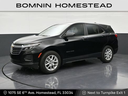 Used 2024 Chevrolet Equinox LS FWD image 1