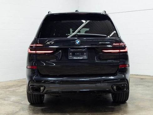 Used 2026 BMW X7 xDrive40i w/ M Sport Package AWD/4WD image 13