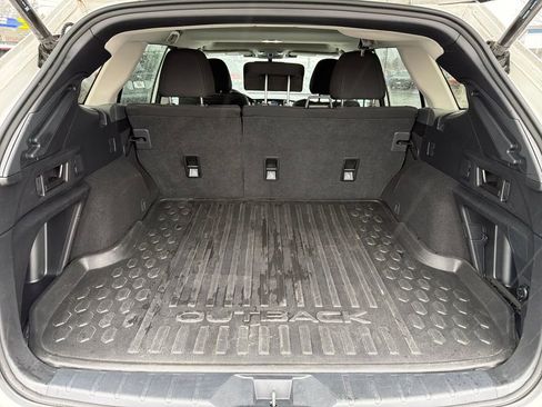 Used 2023 Subaru Outback Premium image 30
