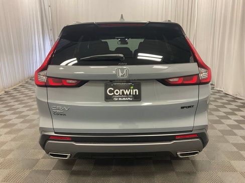 Used 2025 Honda CR-V Sport image 5