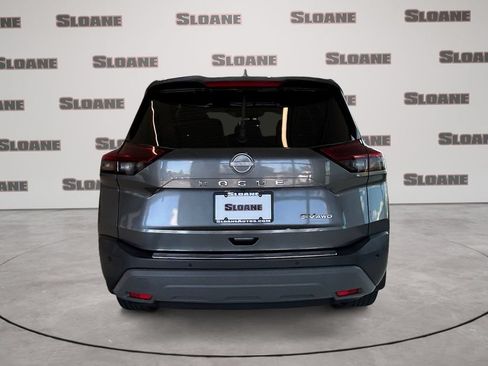 Used 2022 Nissan Rogue SV AWD/4WD image 4