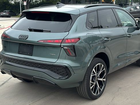New 2026 Audi Q3 quattro 2.0T AWD/4WD image 7