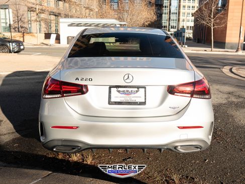 Used 2022 Mercedes-Benz A 220 image 6