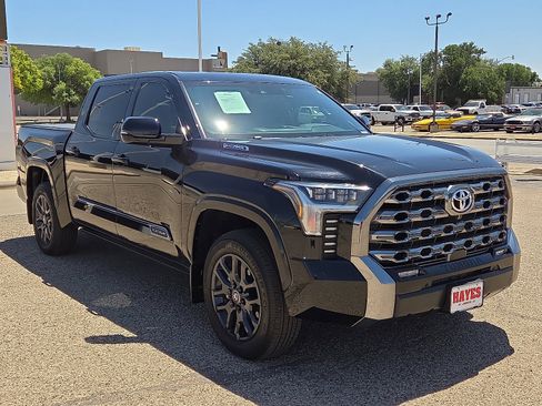 Used 2025 Toyota Tundra Platinum AWD/4WD image 5