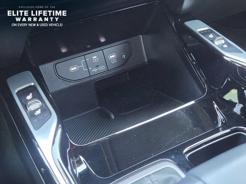 Used 2026 Kia Sorento SX Prestige AWD/4WD image 19