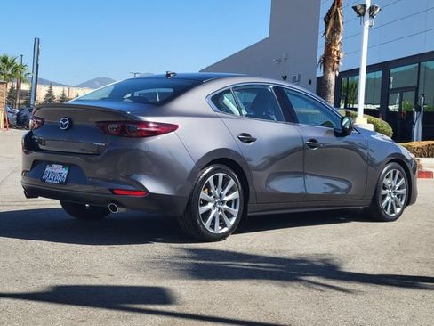 Used 2021 MAZDA MAZDA3 s AWD/4WD image 4