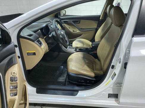 Used 2013 Hyundai Elantra Limited w/ Technology Pkg image 2
