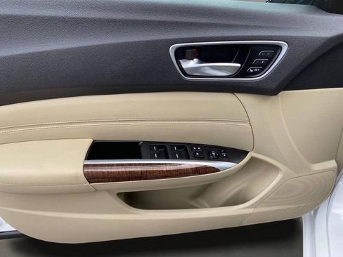 Used 2019 Acura TLX image 14