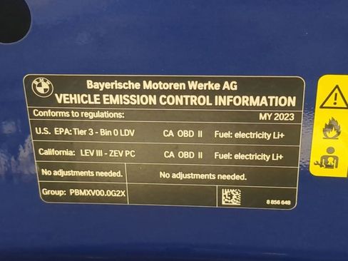 Used 2023 BMW i4 M50 w/ Premium Package image 27