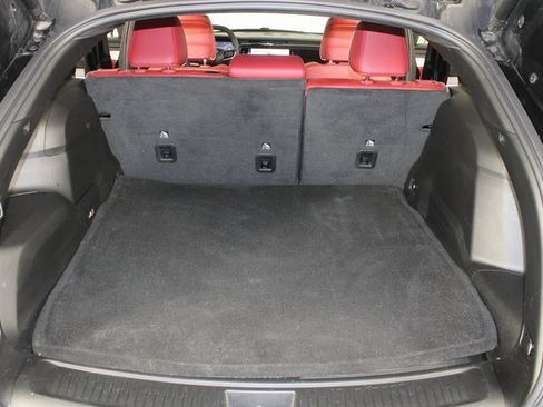 Used 2024 Jeep Wagoneer Launch Edition image 23